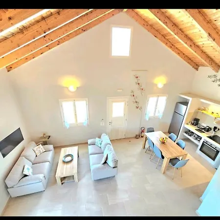 Olive House Dom wakacyjny *