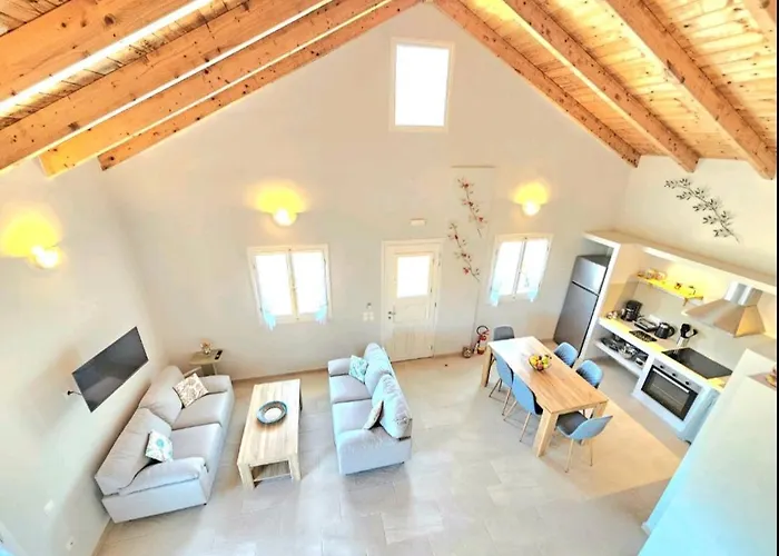 Olive House Semesterbostad *